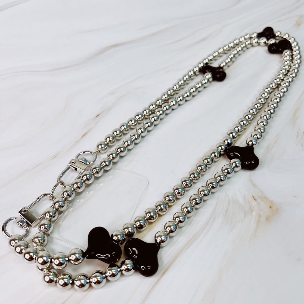 NWT Ellison Silver crossbody phone lanyard with Black Heart Accents